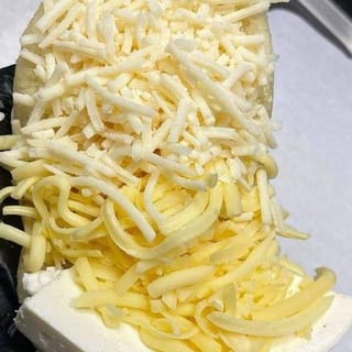 Arepa Mixta (2) Quesos/Cheese Mix