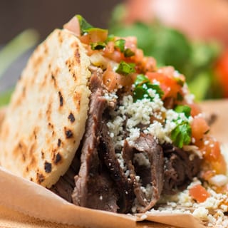 Arepa Mixta 2 Carnes/Grilled Meat (2)